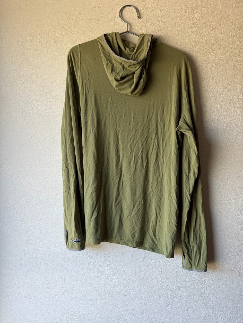 Patagonia Olive Green Long Sleeve Fishing Sun Hoodie - Picture 3 of 4